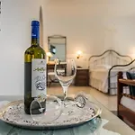 Notos Apartahotel