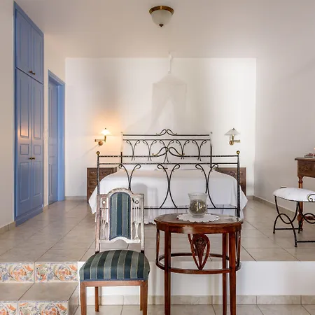 Notos 4* Adamantas (Milos)