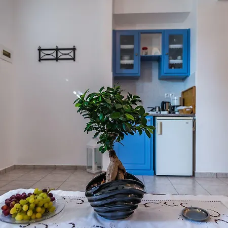 Notos Adamantas (Milos)