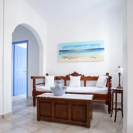 Notos Adamantas (Milos)