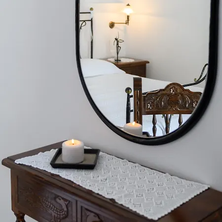 Notos Aparthotel Adamantas (Milos)